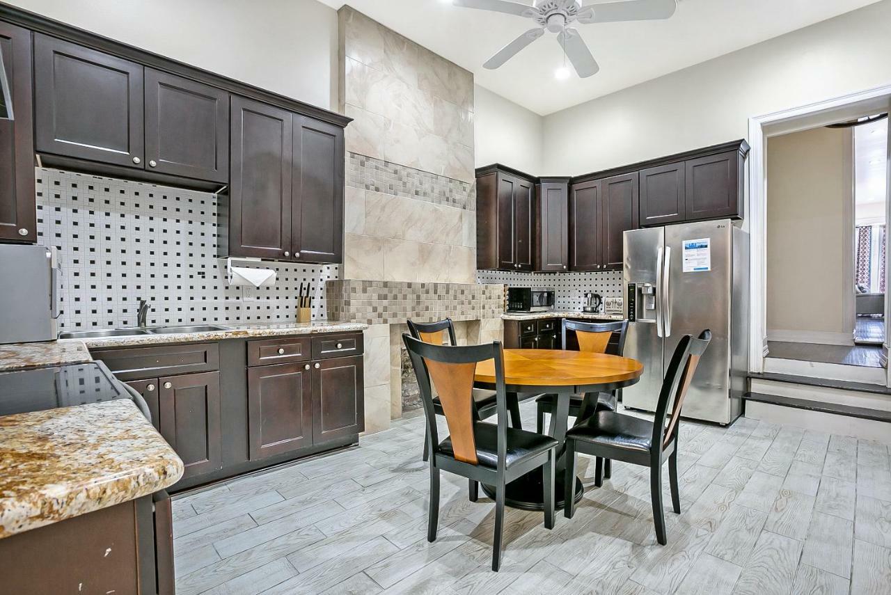 Elegant 4Br Condo In Downtown Новый Орлеан Экстерьер фото